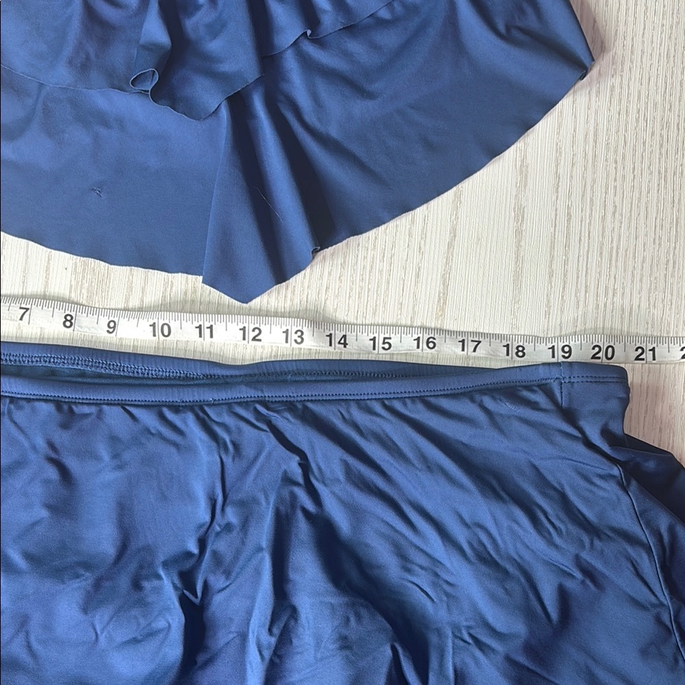 Chic Blue Bikini Set with Classic Design - Picture 8 of 14